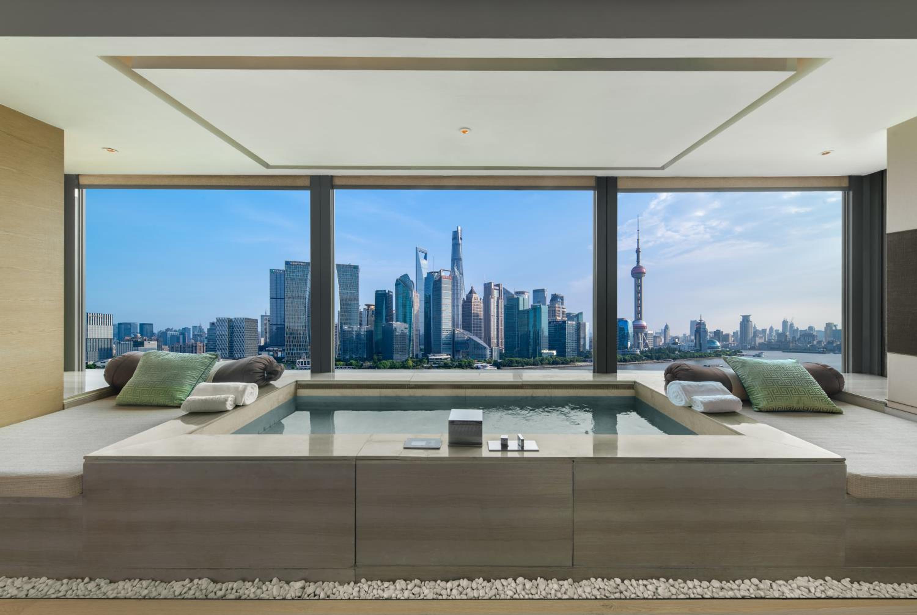 The Bund Shanghai skyline hotel